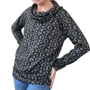 Jones New York Sport Gray Leopard Print Cowl Neck Sweatshirt L